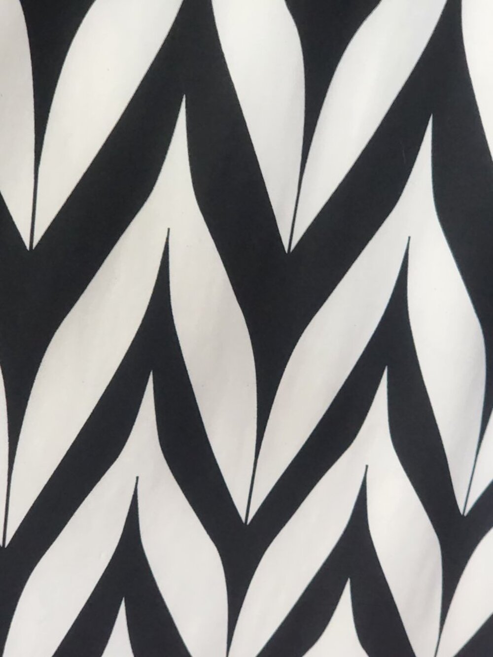 Robert Louis Black and White Pattern Poly Span Tie Front Dress Skirt Size Large - Picture 16 of 16